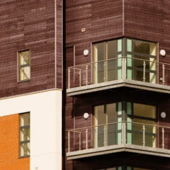 Sadolin Classic All Purpose Woodstain Teak - 2.5L -Deals Furniture Store 12806188 1024951407415362