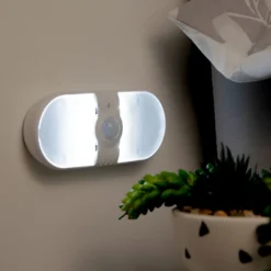 Arlec LED Motion Utility Light -Deals Furniture Store 12823645 2805007579920175