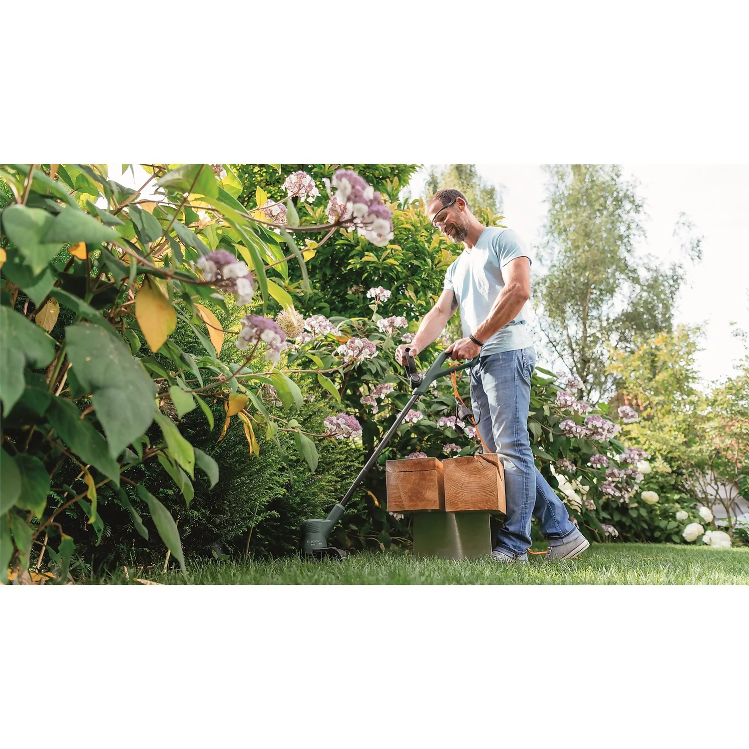 Bosch Easygrasscut 26 Corded Grass Trimmer Bosch Easygrasscut 26 Corded Grass Trimmer -Deals Furniture Store 12834527 1205027797869051